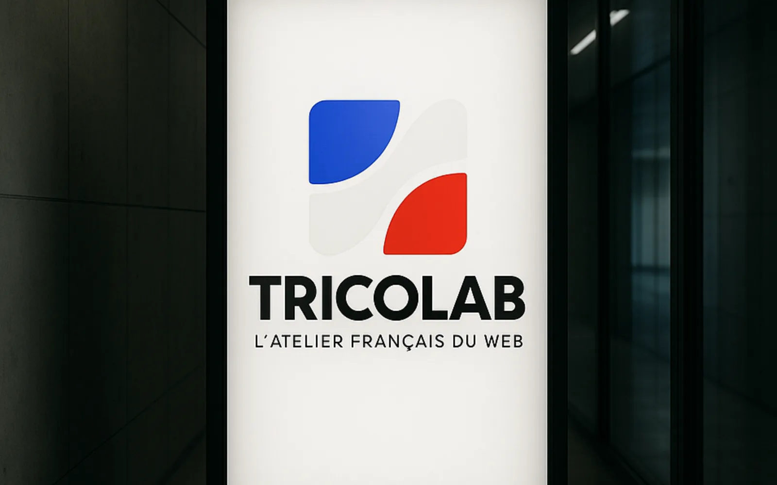 Panneau publicitaire Tricolab