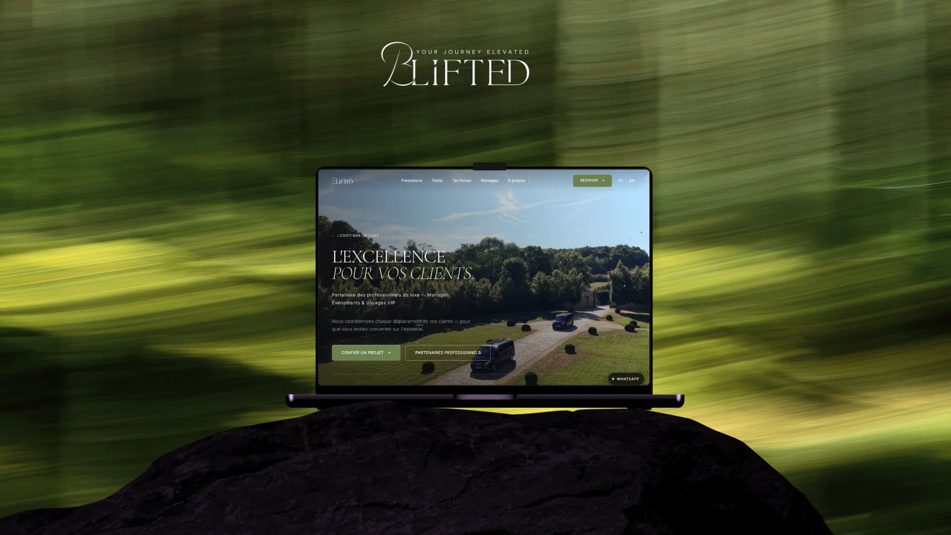 Le site de B.Lifted présenté sur un ordinateur portable