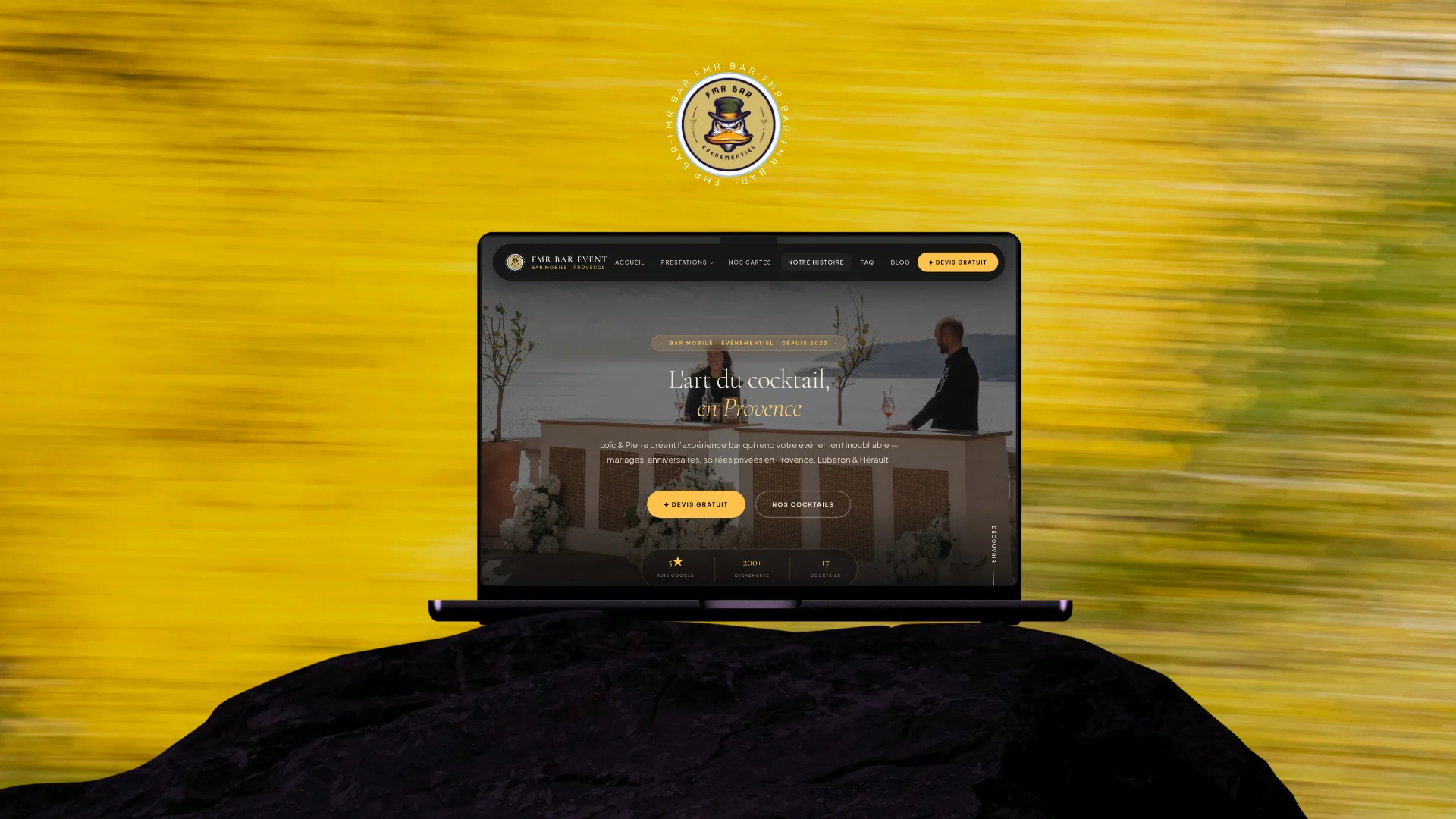 Le site de FMR Bar Event présenté sur un ordinateur portable